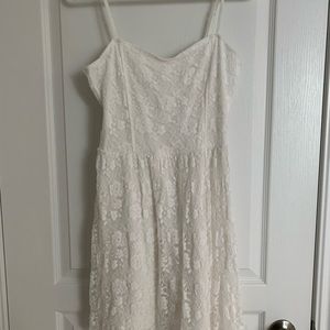 White lace Dress